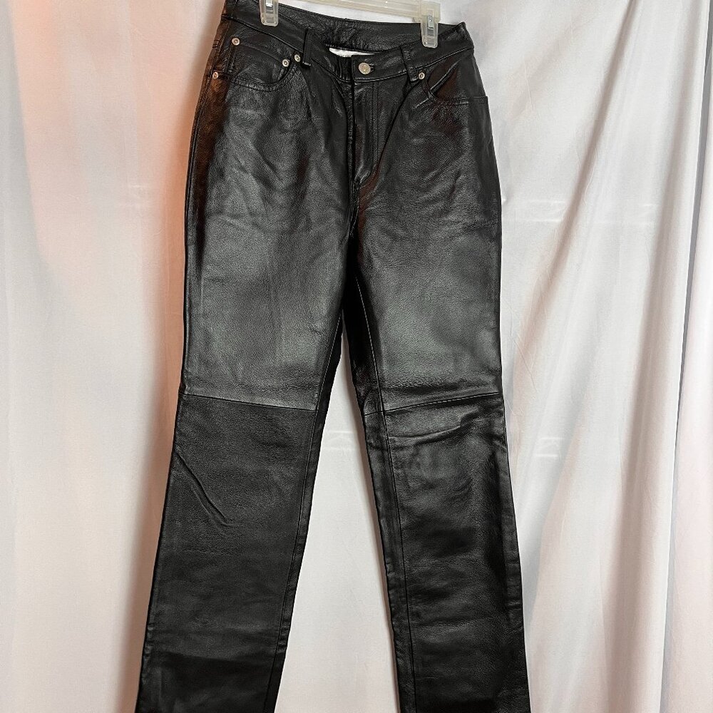 Women's Black leather Newport News Jean Style pants Size 4